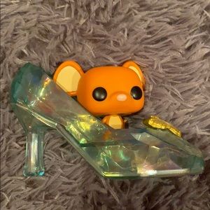 Gus Gus in Glass Slipper funko pop.